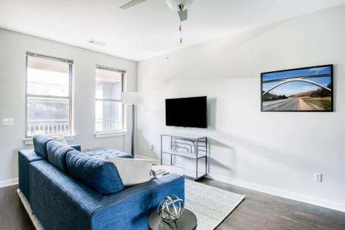 CozySuites Music Row Modern 1BR with free parking! 47 in Nashville, USA