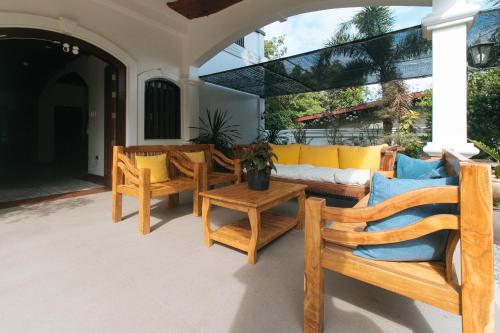 RedDoorz @ Casa Rafaelle Transient Ilocos Sur - 로비