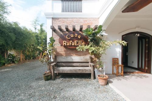 RedDoorz @ Casa Rafaelle Transient Ilocos Sur - 숙소 외관