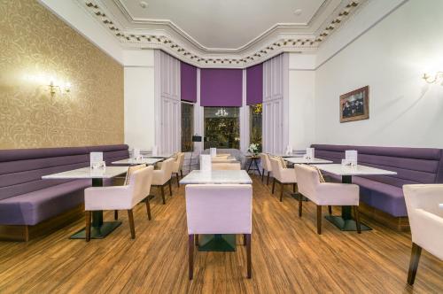 Étterem, The Belhaven Hotel near Kert