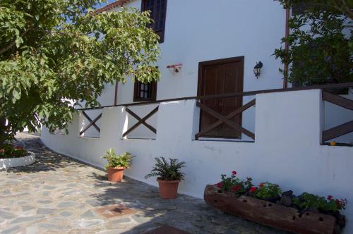 Hotel Rural Finca La Hacienda - image 4