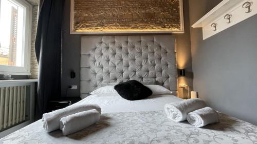 Rhome Luxury suite Room Type - Deluxe Double Room with Shower