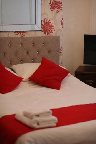 Highlands Hotel - image 5