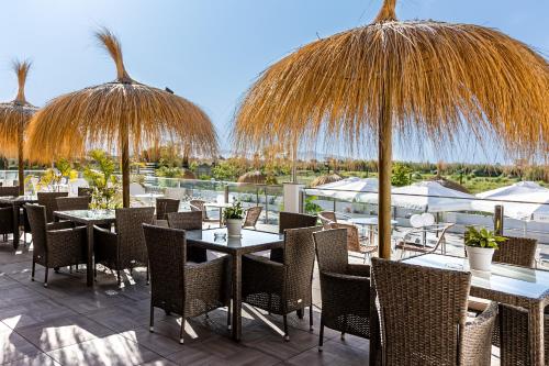 Apartamentos Avenida Tropical by Bossh! Apartments