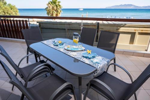 Oceanis Apartments 5