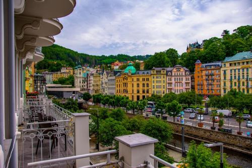 ทัศนียภาพ, EA Hotel Elefant in คาร์ลอวี วารี