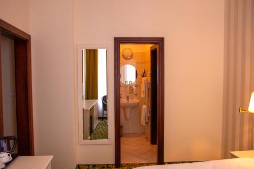 Double Room room in EA Hotel Elefant