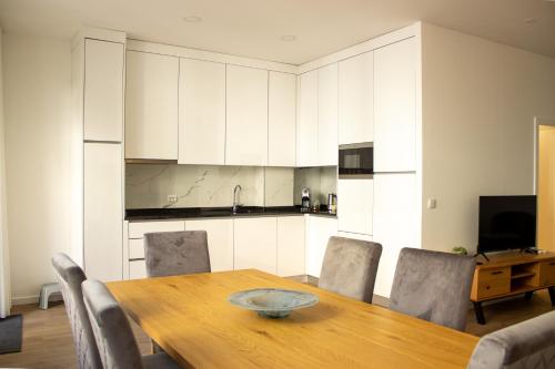 ORM- Flores Apartment 2