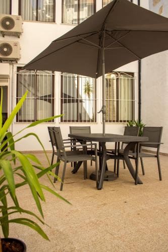 ORM- Flores Apartment 5