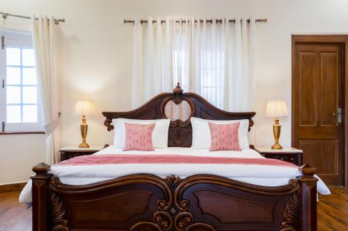 Moghal Mahal Resort Rajbagh Srinagar Moghal Mahal Resort Rajbagh Srinagar