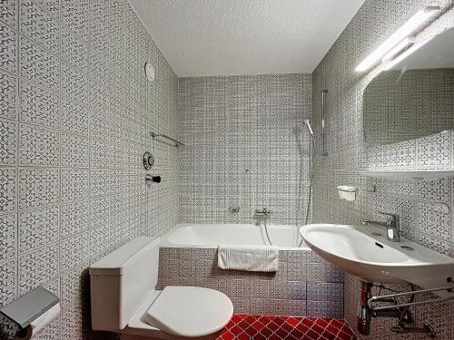 Rouet 12 - main image