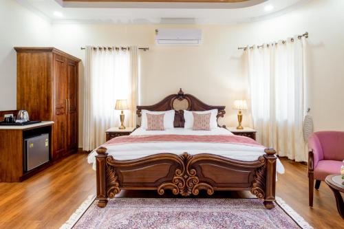 Moghal Mahal Resort Rajbagh Srinagar Moghal Mahal Resort Rajbagh Srinagar