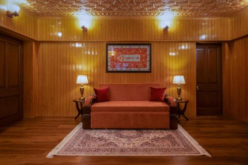 Moghal Mahal Resort Rajbagh Srinagar Moghal Mahal Resort Rajbagh Srinagar