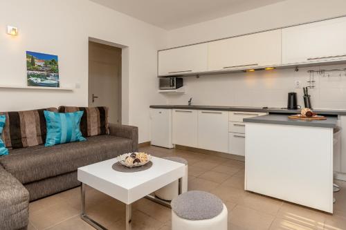 Villa Livia Apartments - image 7