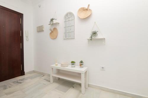 One-Bedroom Apartment image 10