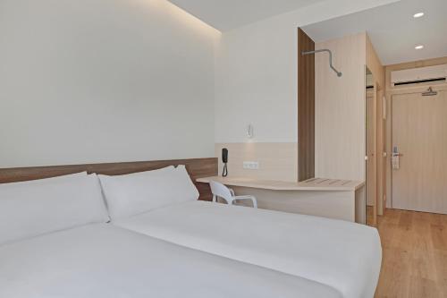 2 twin beds