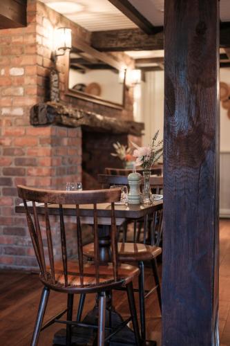 Pilgrim Inn - main image