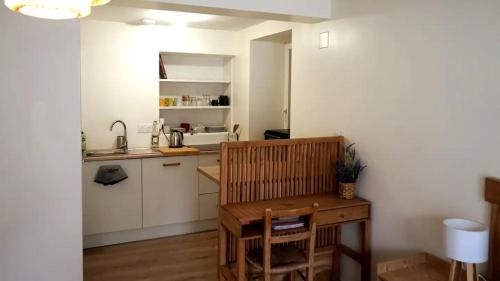 Kitchen, Maison Plein Soleil in Montauban-de-Luchon