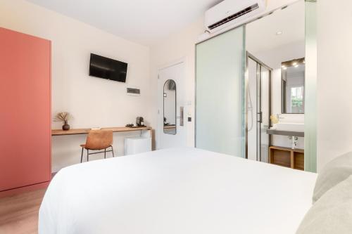 Superior Double Room image 4