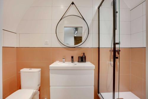 Magnifique appt avec 2 salons- 1BD/6P - Notre-Dame - image 2