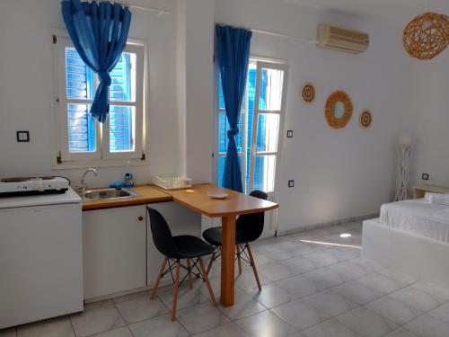 Marathi Apartments - Paros