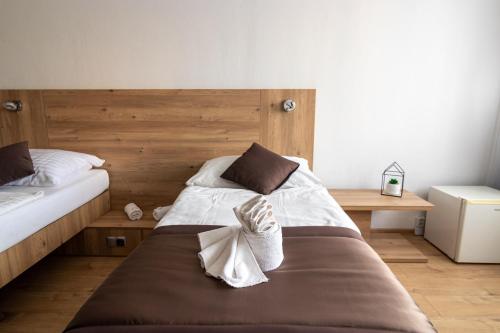 Standard Single Room image 7