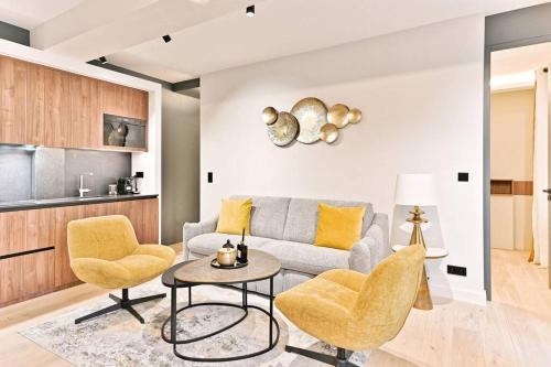 Magnifique Appartement #Miromesnil #Monceau #Paris, Paryż