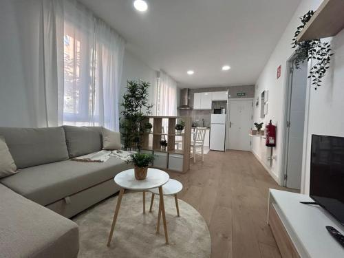 Nice studio in Madrid URQ1, Madrid