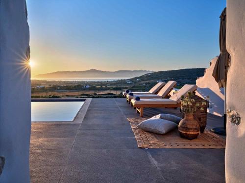 สระว่ายน้ำ, Luxurious Villa Pactia amazing pool in อากีออส อันเดรียส
