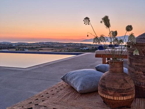 Luxurious Villa Pactia amazing pool