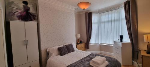 A nice home in Liverpool, Liverpool (photo 9)