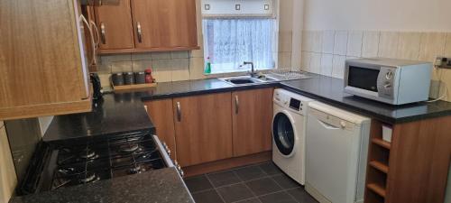 A nice home in Liverpool, Liverpool (photo 2)