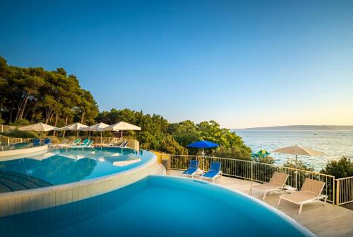 Басейн, Koralj Sunny Hotel by Valamar in Krk Island