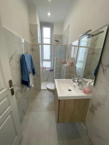 Cosy flat 250m from beach 4