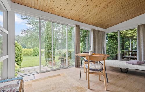 Nice Home In Faxe Ladeplads With Wifi in Faxe