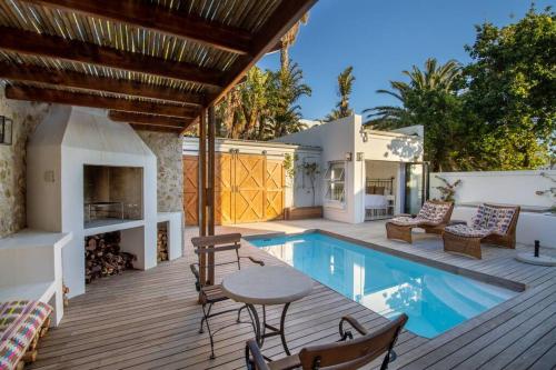 Sea, Mountains and Sunsets - Camps Bay Beach Villa, Kapstadt (Foto 8)