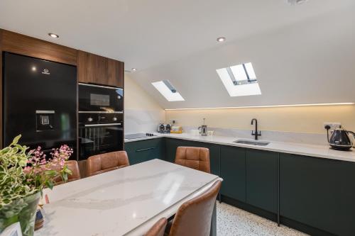 Valley View Farm Holiday Cottages in 老比兰德