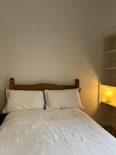 Spacious boutique two-bedroom apartment next to the castle, Edinburgh (fotografie 7)