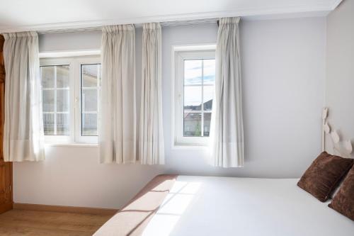 Single Room image 5