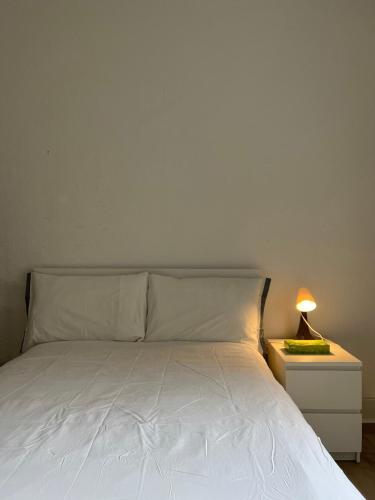 Spacious boutique two-bedroom apartment next to the castle, Edinburgh (fotografie 9)