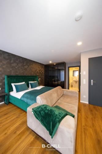 Deluxe Double Room with Balcony image 8