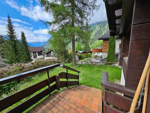 Viesnīcas āriene, Chalet Bürcher (Chalet Burcher) in Blatten bei Naters