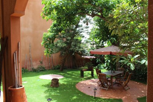 tuin, Nyeleni maison sahel in Yoff