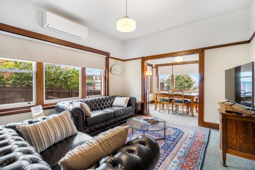 Gorgeous Hobart Accommodation - Park on Park - New Town