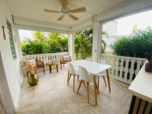 Appartement Le Colibri, Baie Nettle