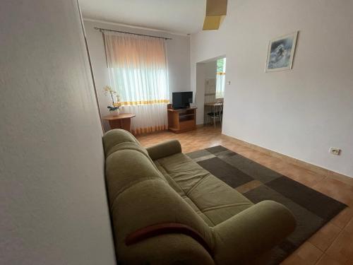 Family Room image 1