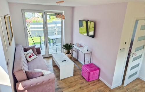 Gorgeous Home In Wapnica With Wifi