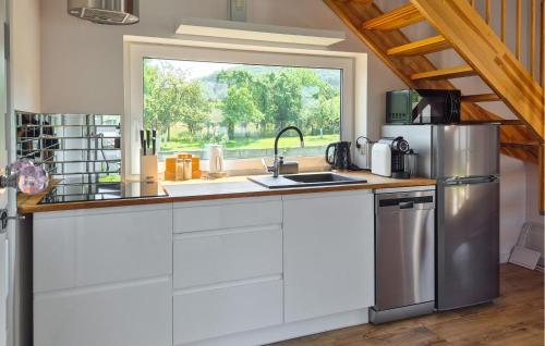 Gorgeous Home In Wapnica With Wifi