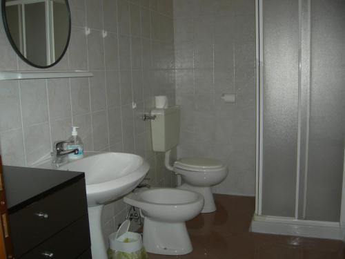 Double or Twin Room with Bathroom