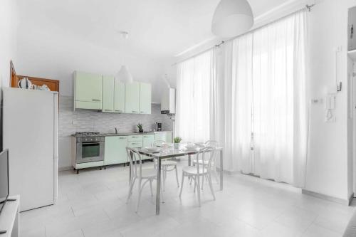 VE2 [Isola] Cool Apartment • Exclusive •, Milan (photo 4)